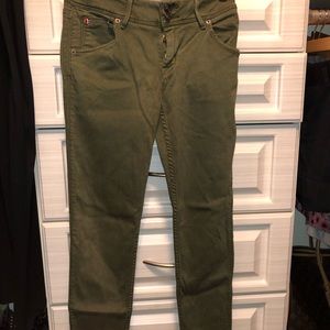 Hudson Jean Collin Midrise